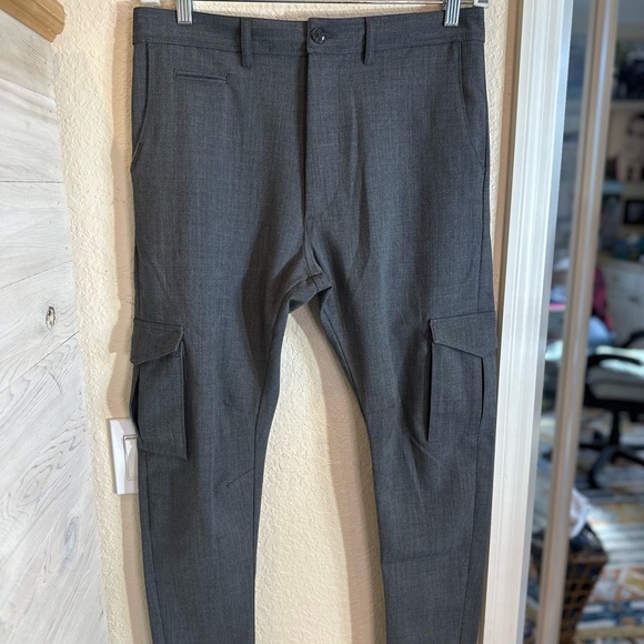 Patrizia Pepe size EU 48 =Us12 W made in Italy charcoal grey cargo cropped pants - Picture 3 of 15